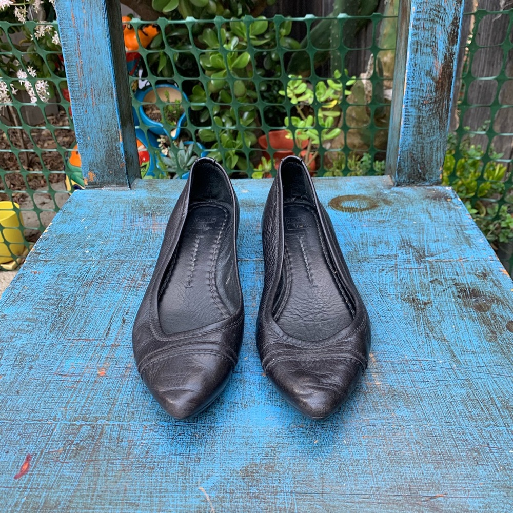 Frye Flats